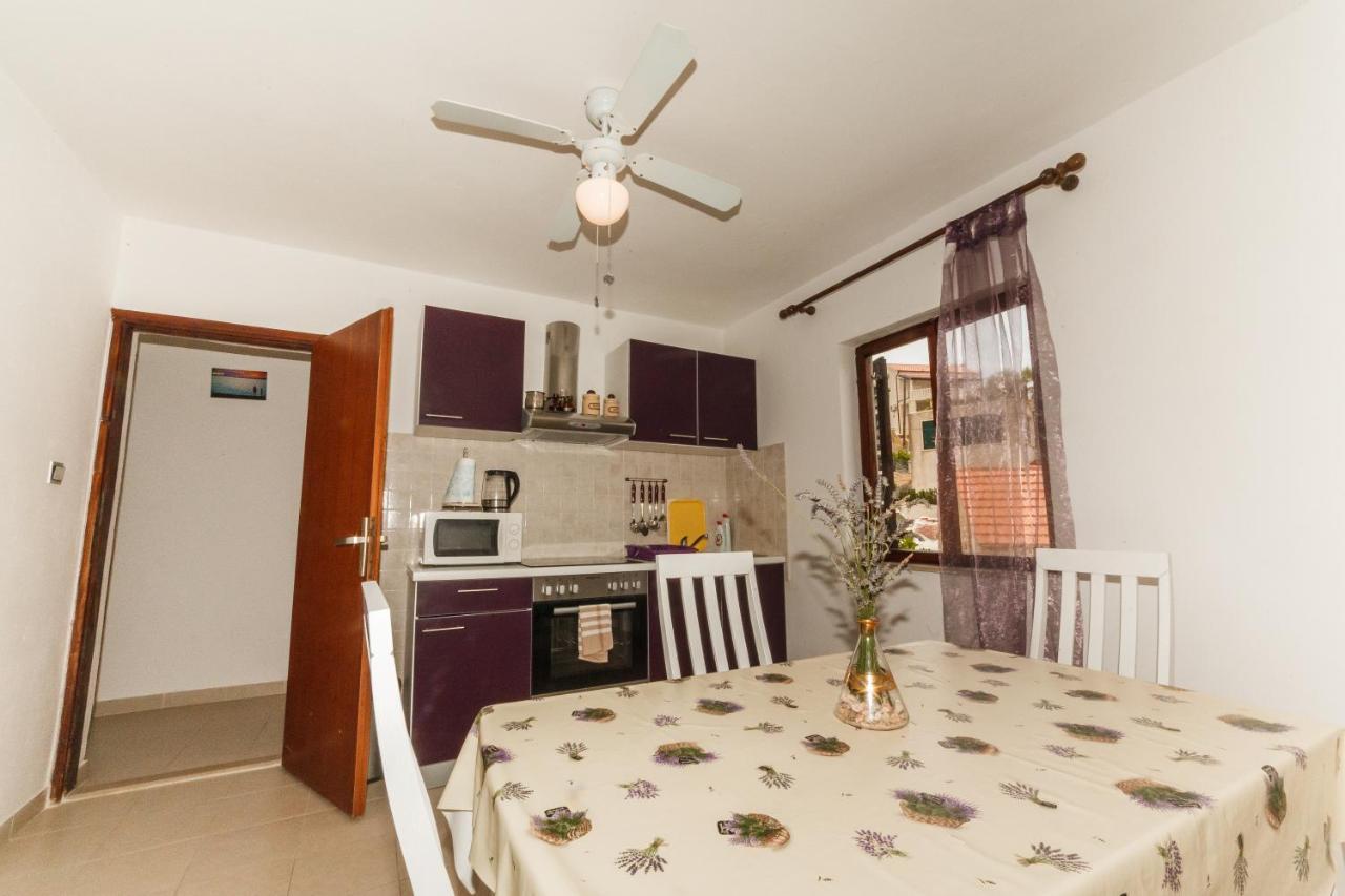 Apartments Fedrigo Сутіван Екстер'єр фото